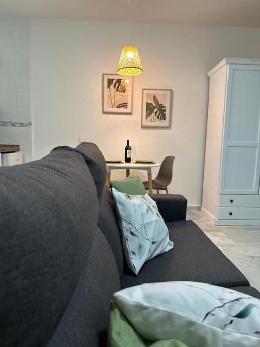 Precioso Estudio Junto Al Mar, Apartamentos Don Diego En La Carihuela ตอร์เรโมลิโนส ภายนอก รูปภาพ