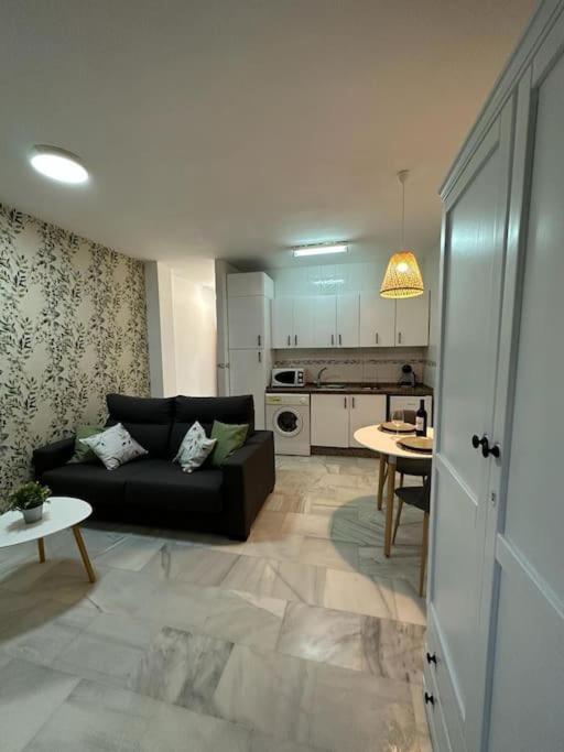 Precioso Estudio Junto Al Mar, Apartamentos Don Diego En La Carihuela ตอร์เรโมลิโนส ภายนอก รูปภาพ